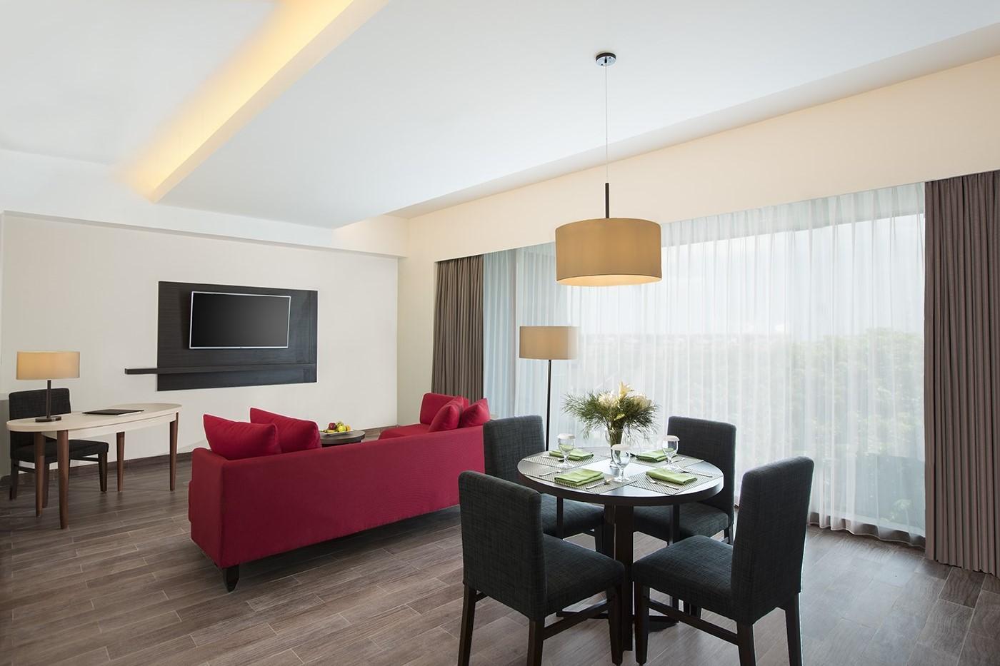 Hotel Santika Pekalongan Buitenkant foto