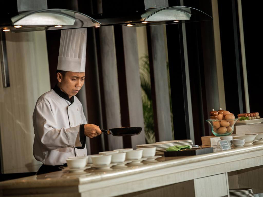 Hotel Santika Pekalongan Buitenkant foto