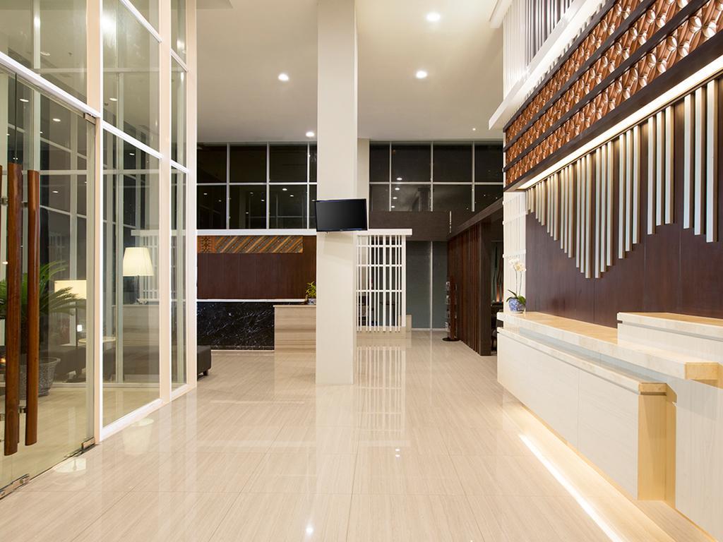 Hotel Santika Pekalongan Buitenkant foto