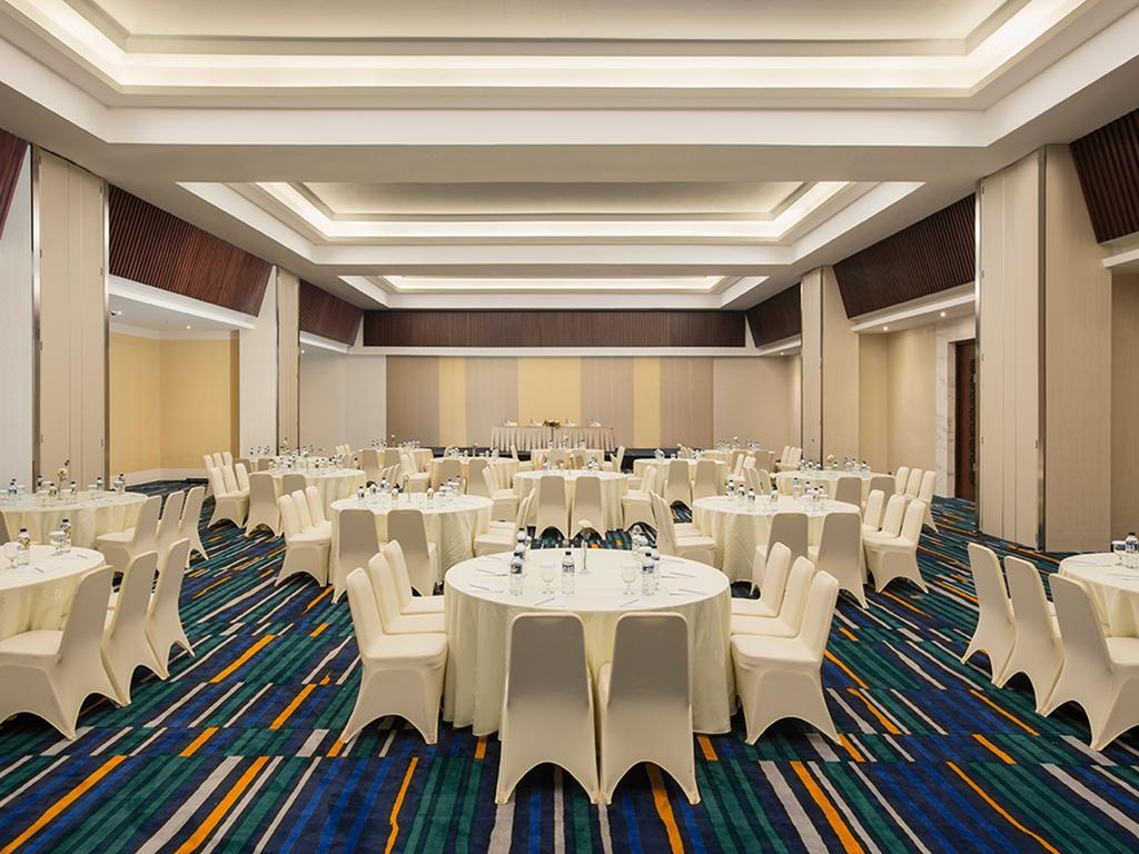 Hotel Santika Pekalongan Buitenkant foto